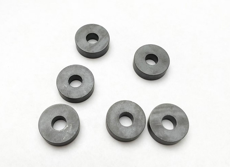 Y40磁铁比Y35强多少？