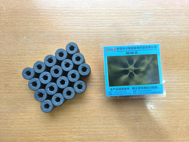 径向3对极高性能铁氧体转子磁铁 20x8x27mm